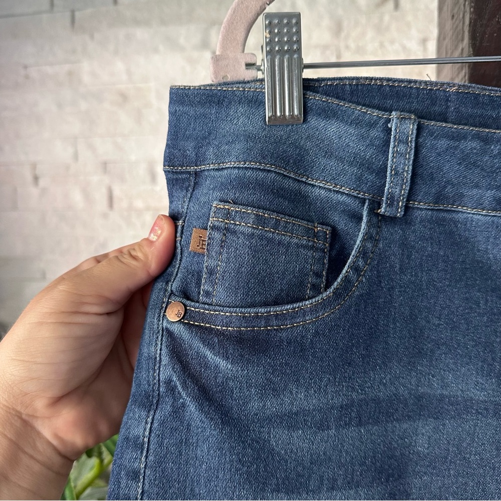 Judy Blue Blue Jeans Mid Rise New with Tags Size L - Picture 3 of 6
